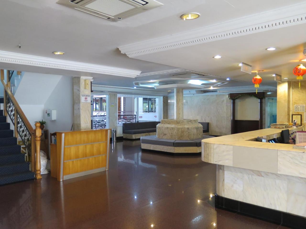 Sea View Resort Hotel & Apartments Kuala Belait Buitenkant foto